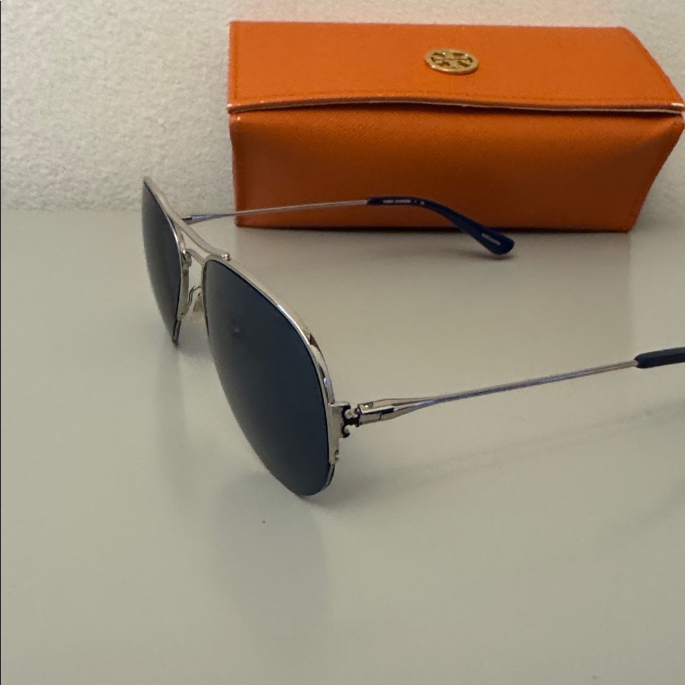 Tory Burch aviator sunglasses. - Picture 4 of 5